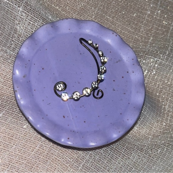 Adorable, Stunning and Sure to Stand Out Ear Accessory NWOT - Picture 2 of 5